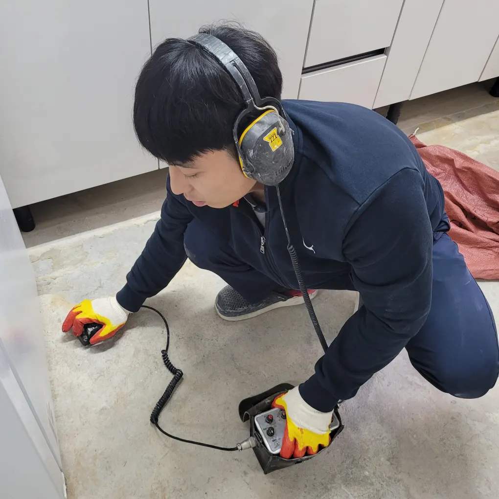 서대문구 홍은동 홍제동 현장 냉수배관 청음식 탐지 장면 1