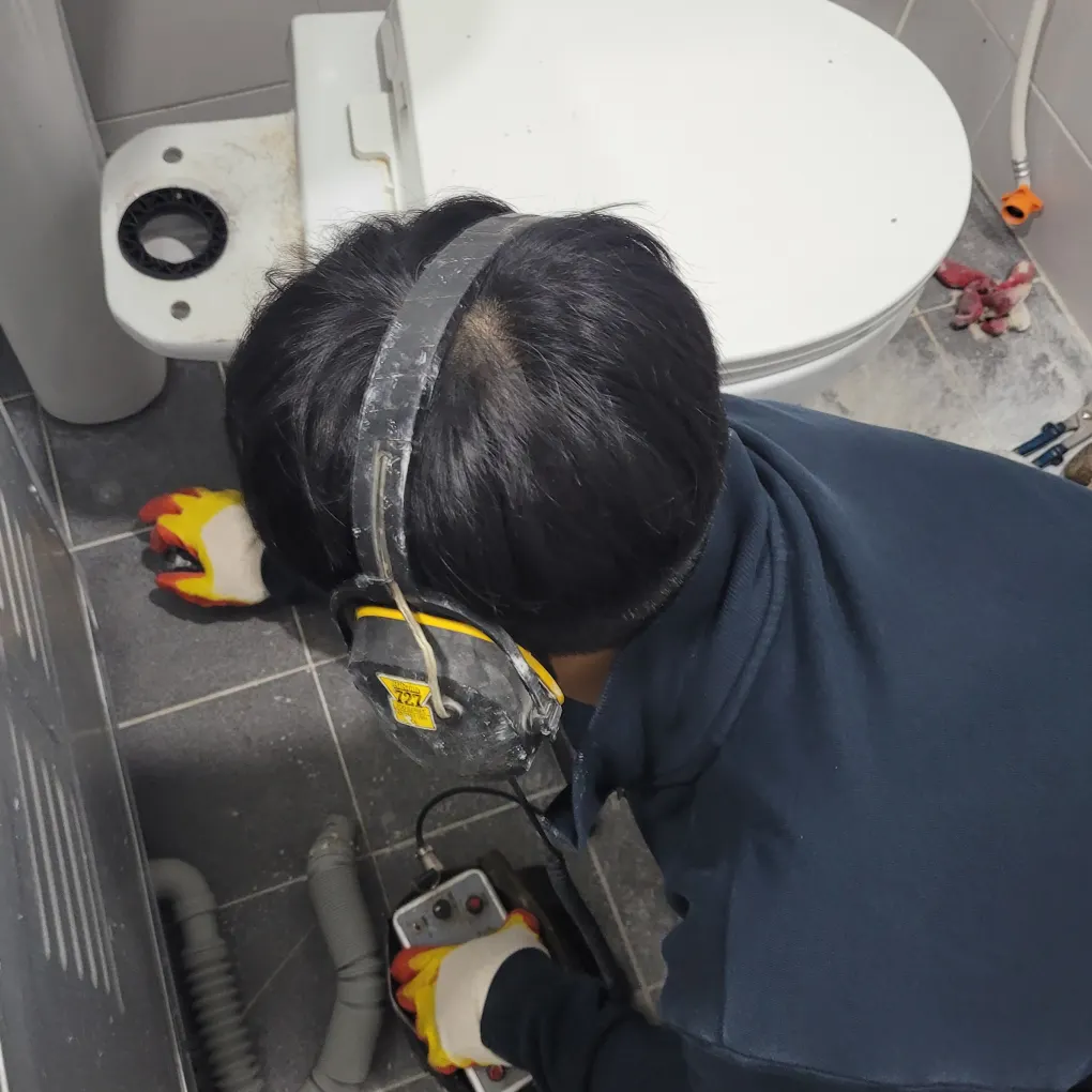 서대문구 홍은동 홍제동 현장 화장실 바닥 청음식 탐지 장면 3